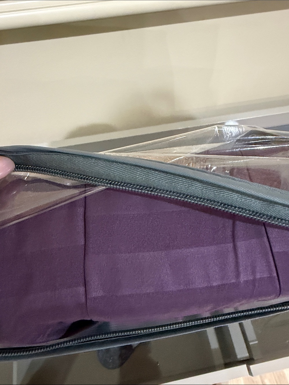 1800 King Sheet Set in Purple - Picture 4 of 4